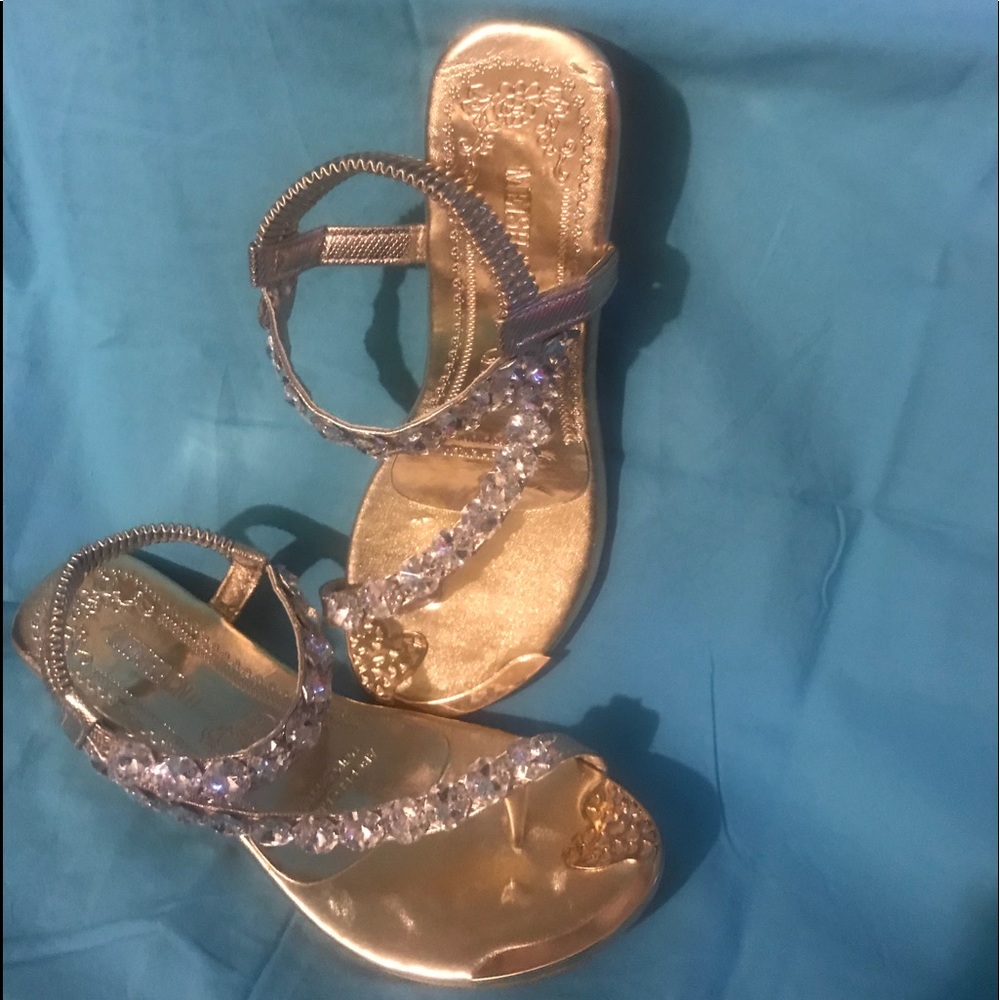 Women’s Sandals Size 8.